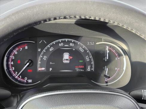 Used 2024 Toyota RAV4 Adventure image 12