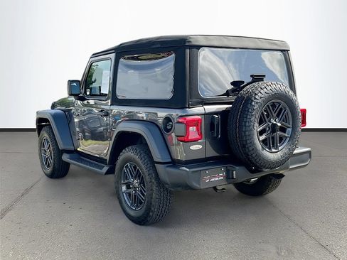 Used 2024 Jeep Wrangler Sport AWD/4WD image 5