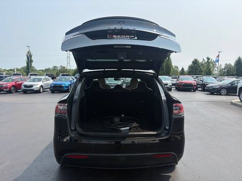 Used 2020 Tesla Model X Long Range AWD/4WD image 16