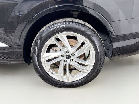 Used 2021 Audi Q7 2.0T Premium w/ Convenience Package image 29