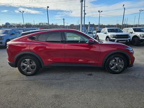 Used 2021 Ford Mustang Mach-E Select image 7