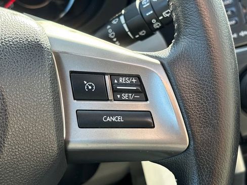 Used 2014 Subaru Forester 2.5i Touring AWD/4WD image 18