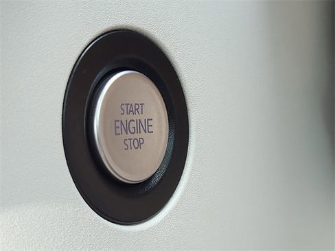 New 2025 Volkswagen ID. Buzz 1st Edition image 21