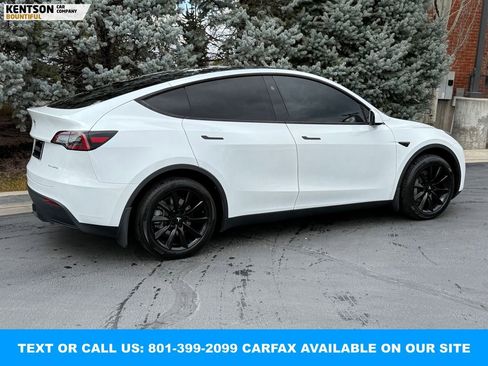 Used 2024 Tesla Model Y Long Range image 9