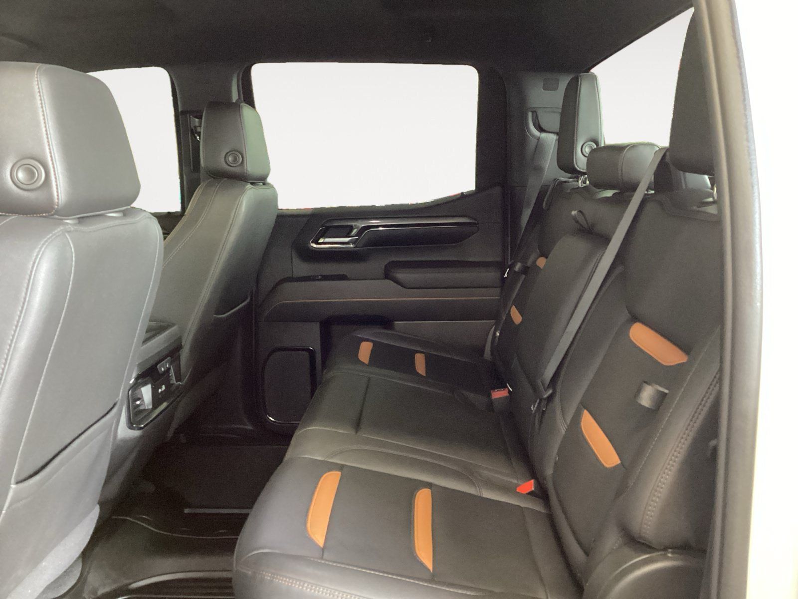 Used 2022 GMC Sierra 1500 AT4 AWD/4WD image 13