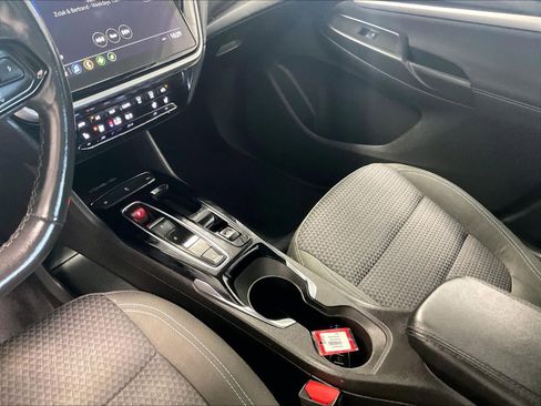 Used 2023 Chevrolet Bolt EUV LT w/ Comfort Package image 20