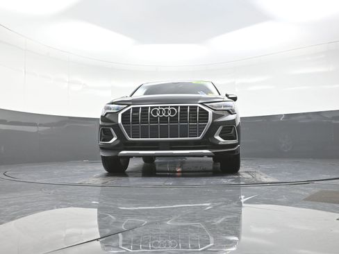 Used 2024 Audi Q3 2.0T Premium image 10