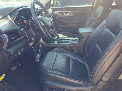 Used 2019 Chevrolet Traverse Premier w/ Driver Confidence II Package FWD image 8