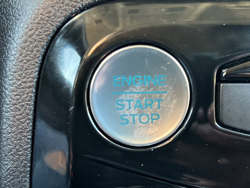 Used 2024 Ford Escape Platinum AWD/4WD image 32