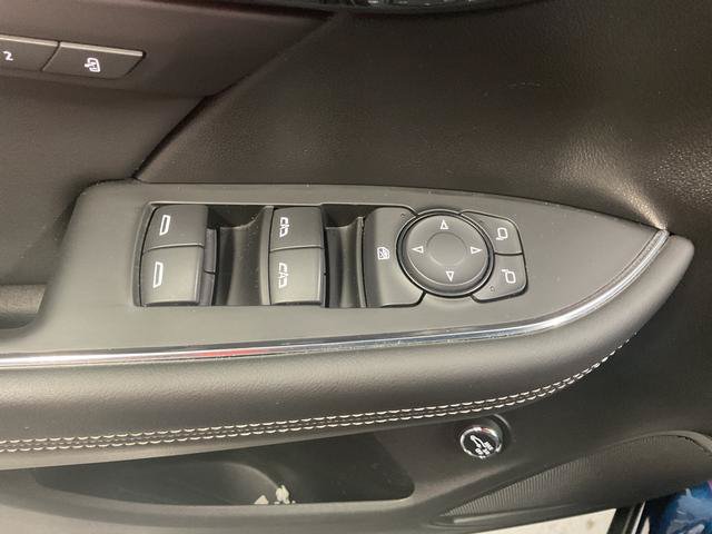 Used 2023 Buick Envision Essence FWD image 11