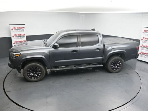 Used 2021 Toyota Tacoma Limited w/ Nightshade Package AWD/4WD image 30