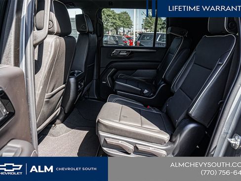 New 2026 Chevrolet Suburban Premier RWD image 20