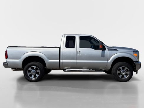 Used 2016 Ford F250 Lariat AWD/4WD image 8