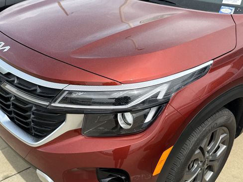 Used 2024 Kia Seltos S image 6