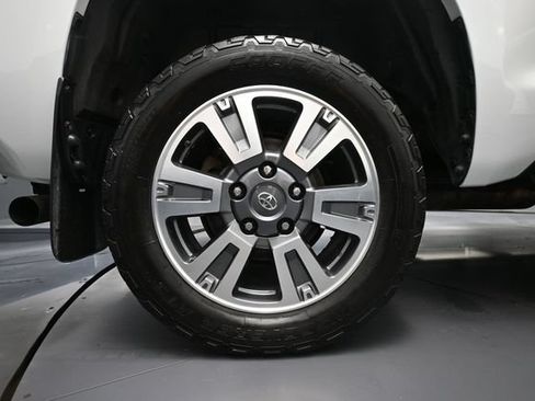 Used 2021 Toyota Tundra 1794 Edition AWD/4WD image 13