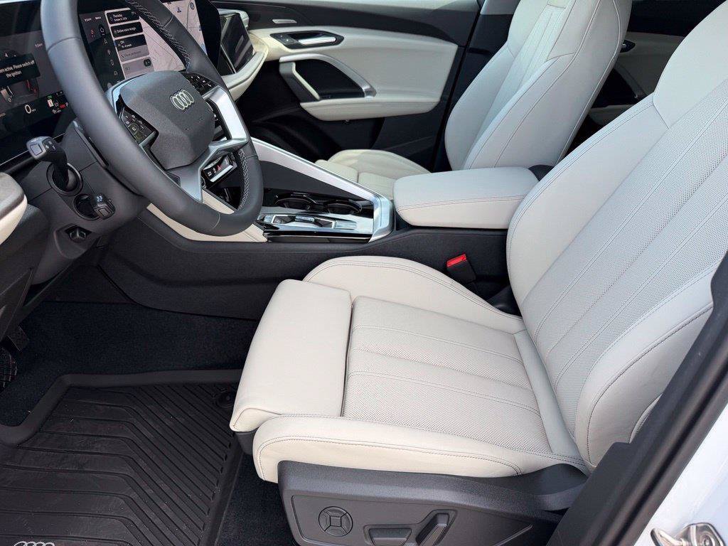 New 2026 Audi Q5 Premium Plus AWD/4WD image 9