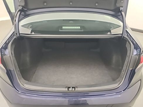 Used 2025 Toyota Corolla LE FWD image 19