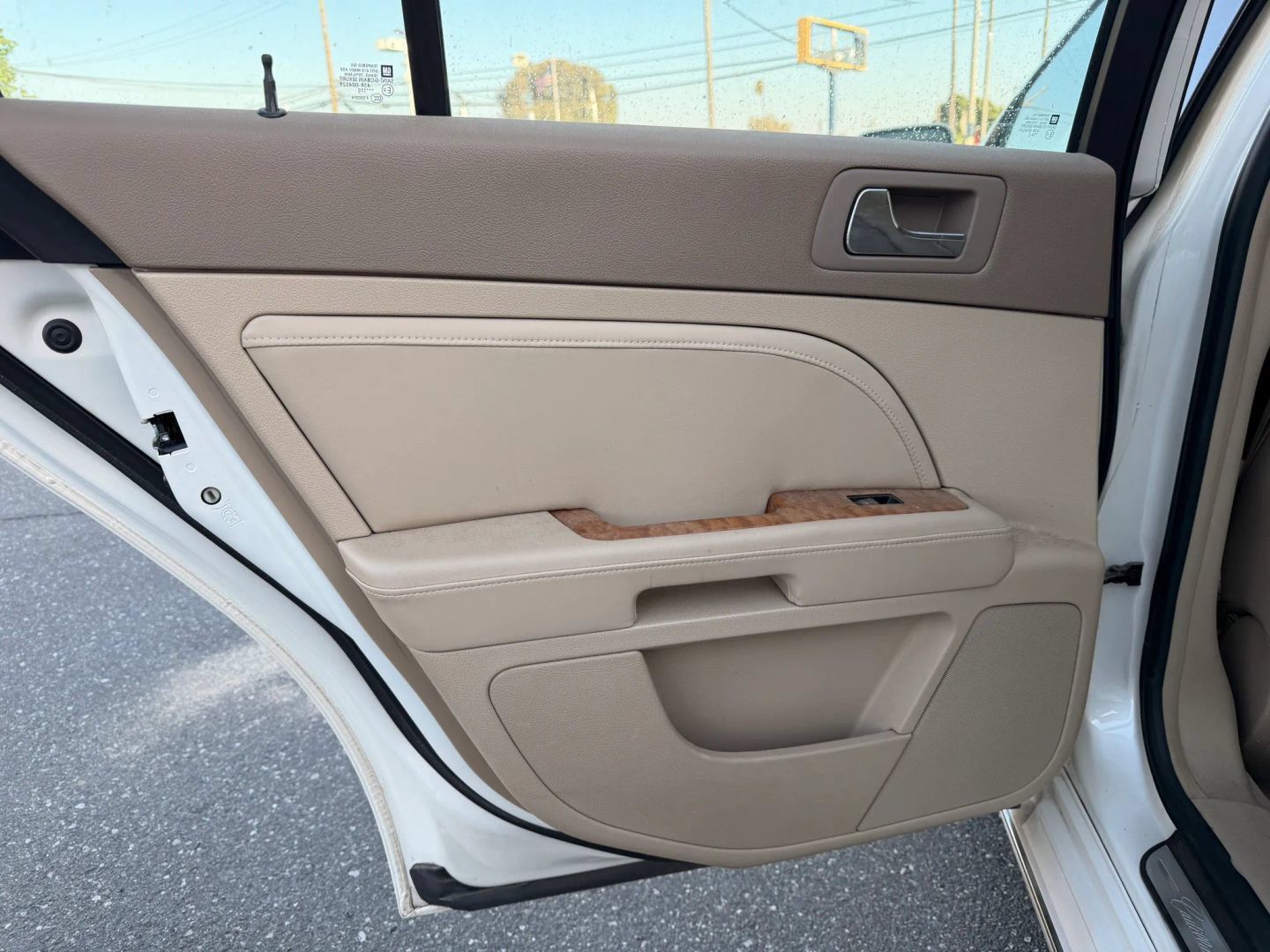 Used 2011 Cadillac STS RWD image 16
