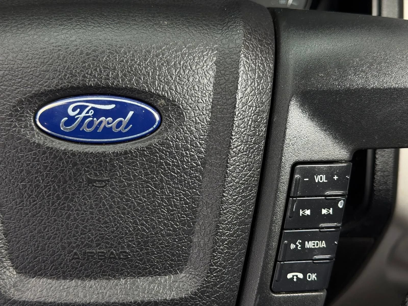 Used 2017 Ford Expedition 4WD image 32