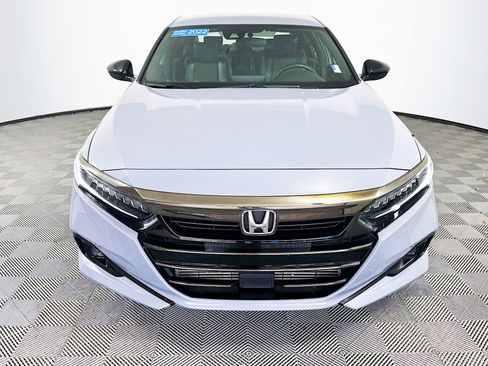 Used 2022 Honda Accord Sport image 2