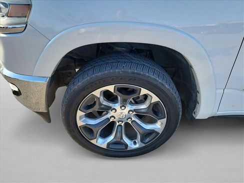 Used 2019 RAM 1500 Limited image 9