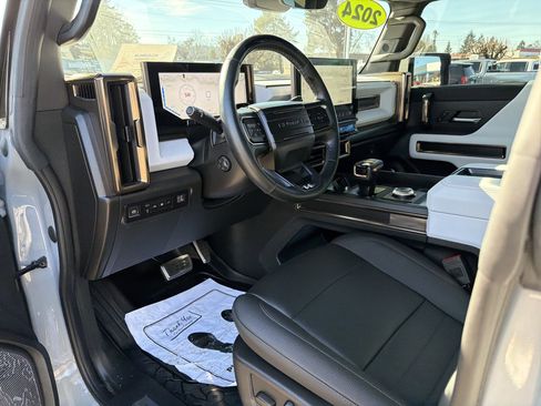Used 2024 GMC Hummer EV 2X w/ LPO, Illumination Package image 9