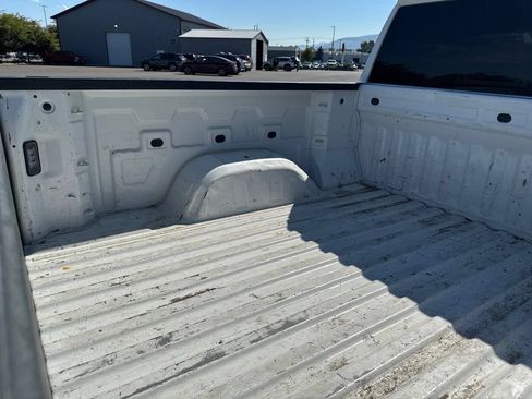 Used 2020 Chevrolet Silverado 1500 Custom w/ Custom Value Package AWD/4WD image 38