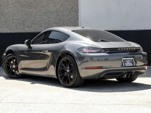 Used 2019 Porsche 718 Cayman S RWD image 11