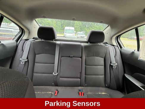 Used 2015 Chevrolet Cruze LT w/ Sun And Sound Package FWD image 18