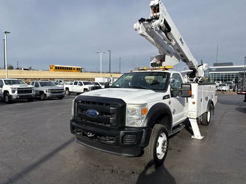 Used 2015 Ford F550 2WD Regular Cab Super Duty image 5
