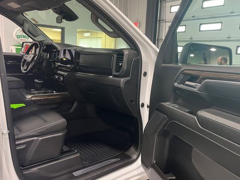 Certified 2024 GMC Sierra 1500 Elevation w/ X31 Off-Road Package image 9