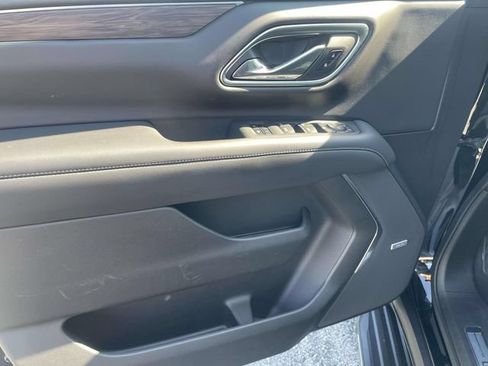 Used 2021 Chevrolet Tahoe LT RWD image 16