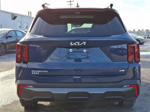 Used 2024 Kia Sorento SX Prestige w/ Olive Brown Leather Package image 5