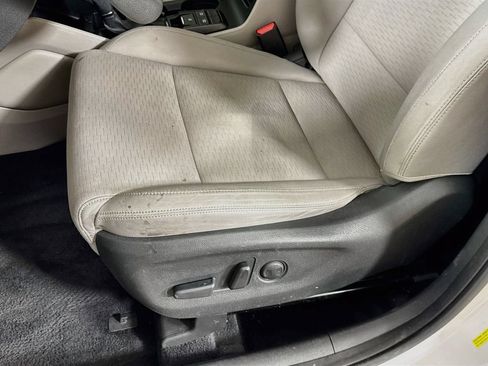 Used 2019 Hyundai Tucson Value FWD image 23