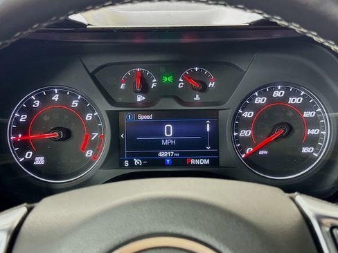 Used 2021 Chevrolet Camaro LT w/ RS Package image 12