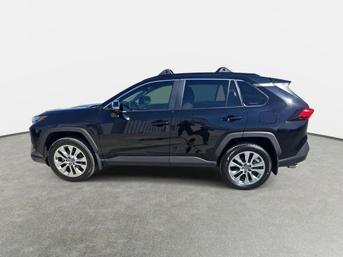 Used 2025 Toyota RAV4 XLE Premium image 8