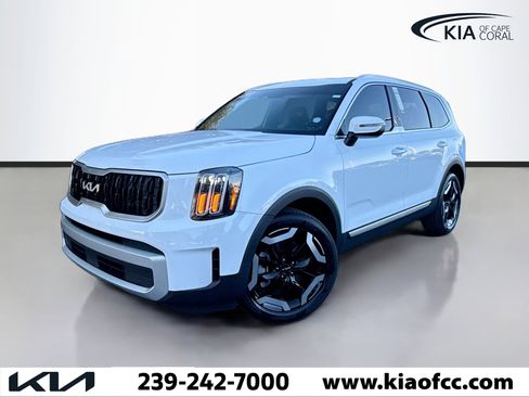 Certified 2024 Kia Telluride EX w/ EX Captain's Chair Package image 1