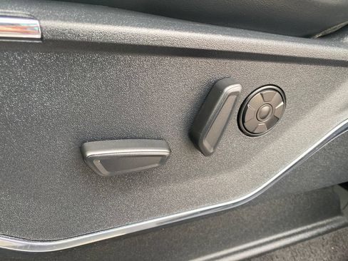 Used 2023 Ford F250 Platinum AWD/4WD image 13