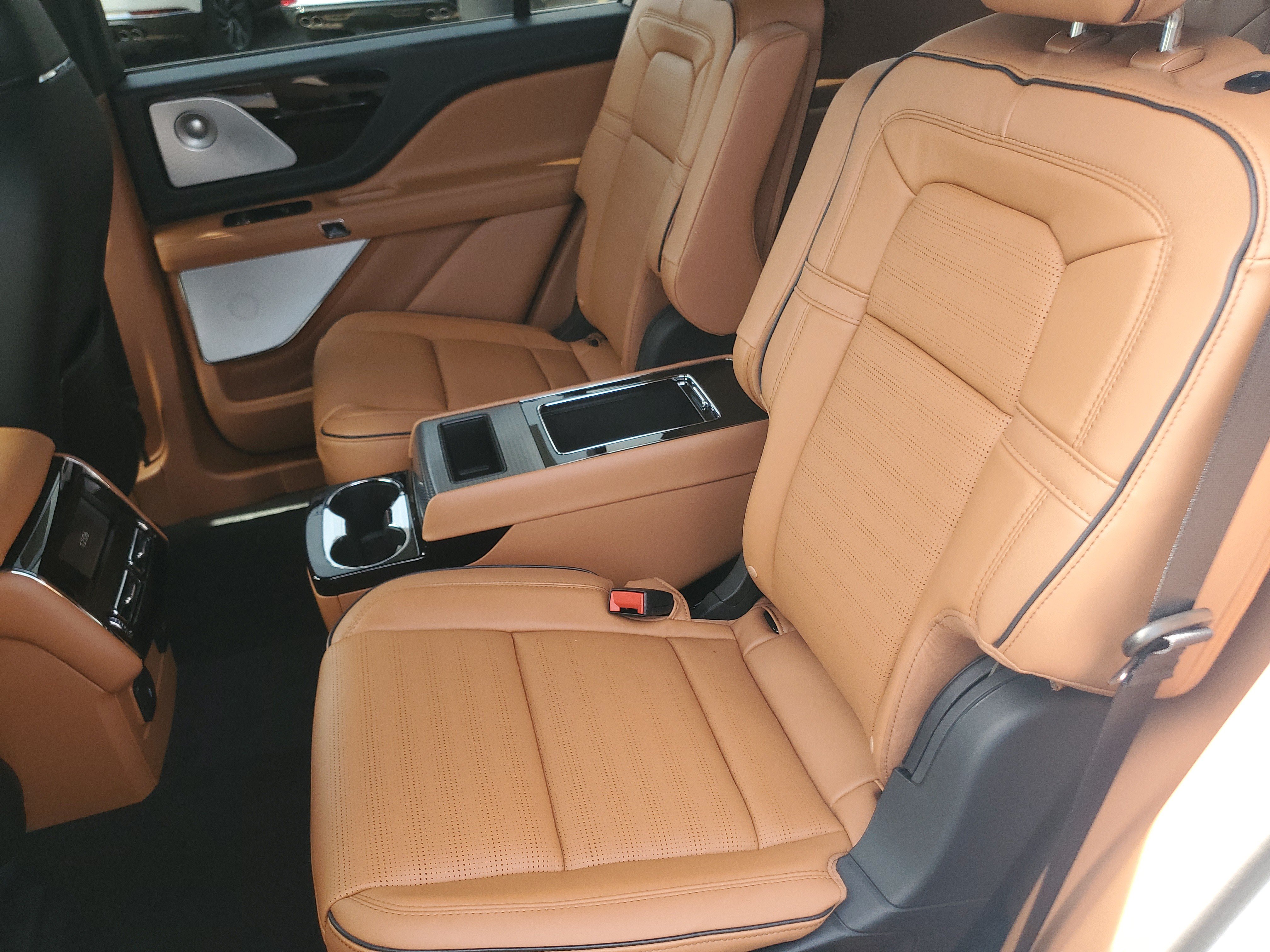 New 2027 Lincoln Aviator Black Label w/ Dynamic Handling Package AWD/4WD image 27