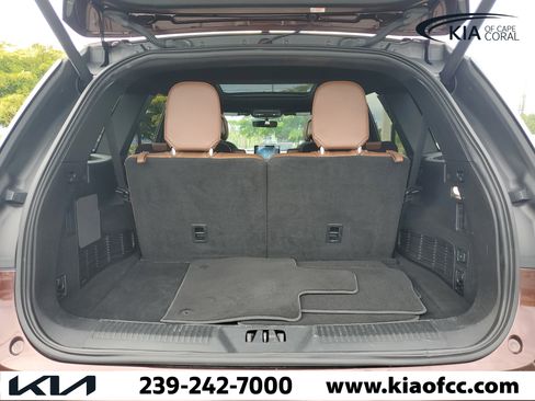 Used 2020 Lincoln Aviator Reserve w/ Elements Package Plus AWD/4WD image 9
