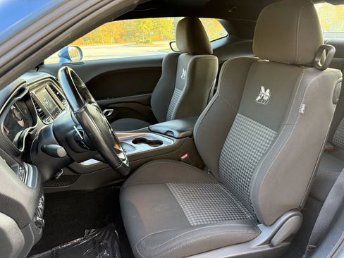 Used 2020 Dodge Challenger R/T Scat Pack w/ Shaker Package image 35