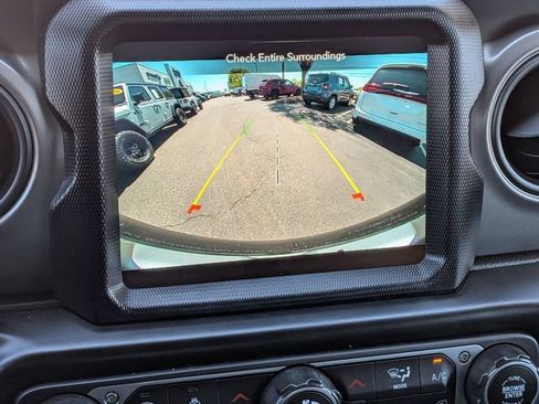 Used 2022 Jeep Wrangler Unlimited Sport w/ Sun And Sound Package AWD/4WD image 23