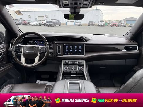 Used 2021 GMC Yukon Denali w/ Denali Ultimate Package AWD/4WD image 15