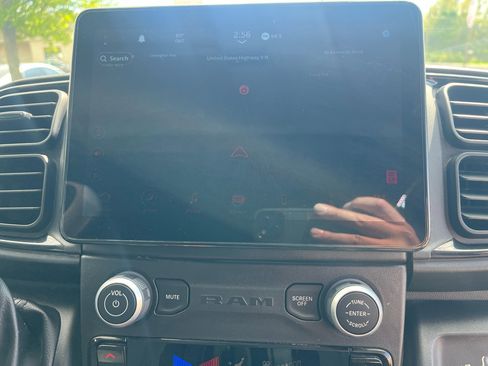 Used 2023 RAM ProMaster 2500 w/ Premium Convenience Group (B) image 37