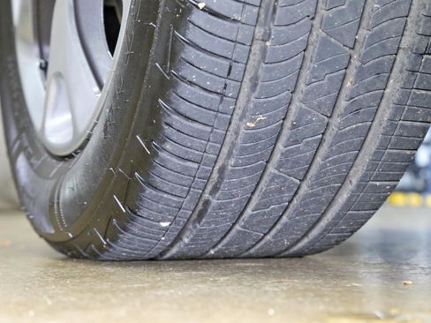 Used 2020 Jeep Compass Limited image 23