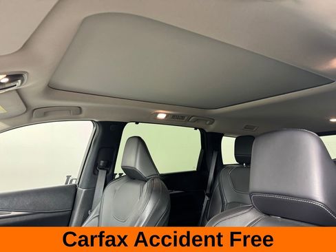 Used 2023 INFINITI QX60 Luxe w/ Performance Audio Package image 3