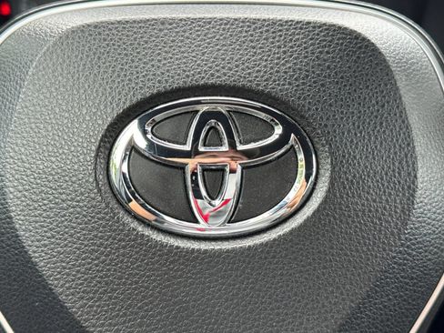 Used 2022 Toyota Corolla SE FWD image 26