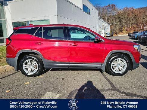 Used 2020 GMC Terrain SLE image 33