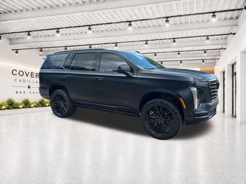 Used 2025 Cadillac Escalade Premium Luxury Platinum w/ LPO, Floor Liner Package AWD/4WD image 15