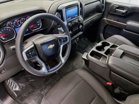 Used 2020 Chevrolet Silverado 1500 LT RWD image 7